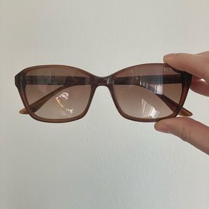 NWOT Elle sunglasses